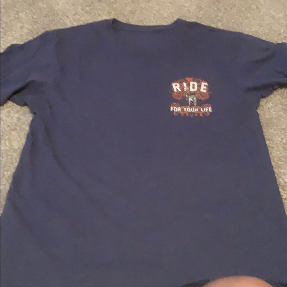Western style t shirt size M